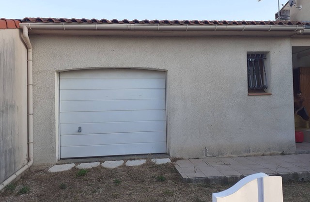 Detached house with swimming pool 10 minutes from the sea