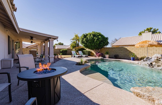 Diamond in the Desert💎🏝HEATED/COOLED Pool and Spa NO EXTRA CHARGE