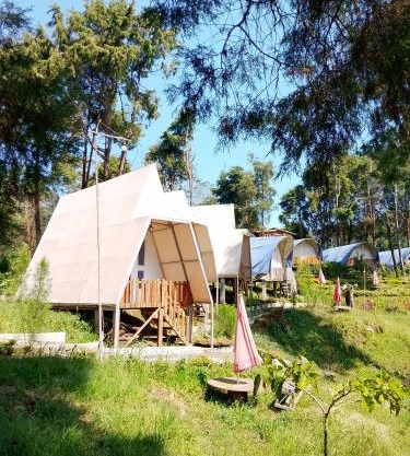 Dieng glamping syari'ah