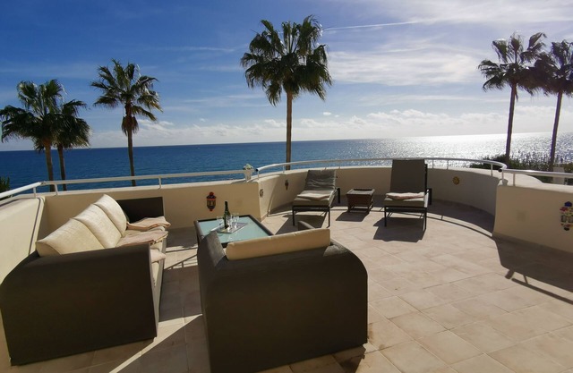 Direct access to the beach, pool, panoramic view, 100sqm terrace