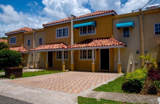 Discover Serenity in Jamaica: Your Perfect Island Getaway Awaits!