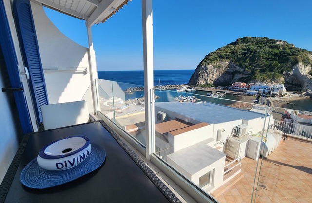 Divina Seaside Suite Ischia