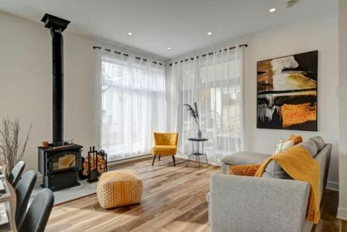 DIX8 SPA and surrounding forest