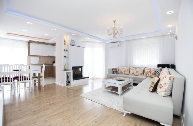 Dodona Apartments