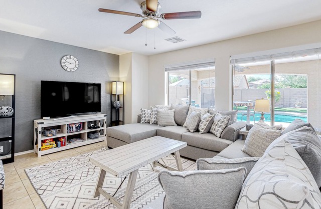 Dog-friendly home with private pool, fire table, grill, patio, enclosed yard, AC