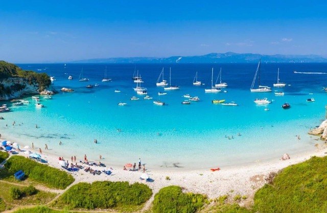 Dolphin Villa 3 - Two Bedroom Villa, Sleeps 5