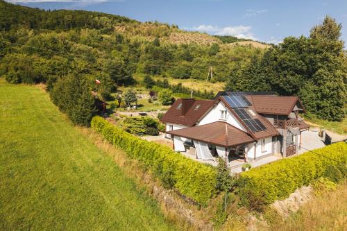 Dom w Chomranicach- Jacuzzi, domek grillowy