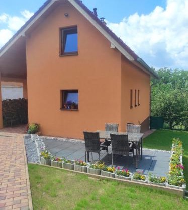 Domeček u lesa