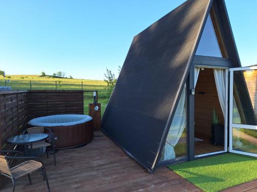 Domek SZAŁAS z jacuzzi, blisko Świeradów zdrój i zamek Czocha