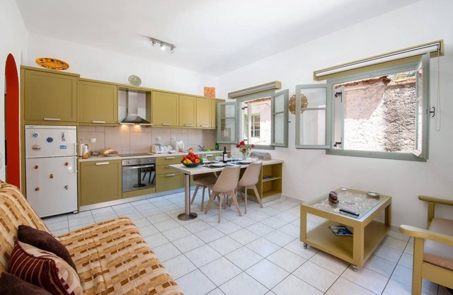 Dora II Studio - Studio Apartment, Sleeps 3