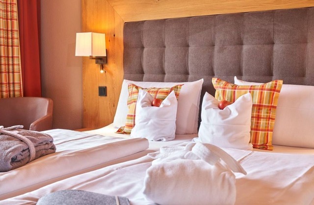 Double room "Bio Relax Sweet" shower/WC/balcony - NaturPurHotel Maarblick