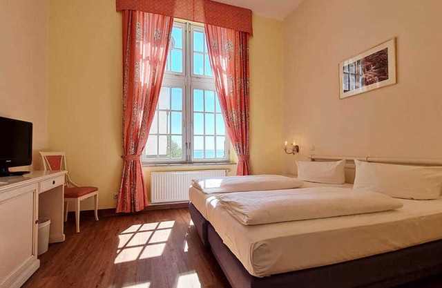 Double room castle lake side - Seehotel Schloss Klink