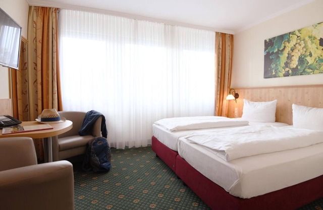 Double room with balcony - Standard Rate BI 2P - Moselstern Parkhotel Krähennest