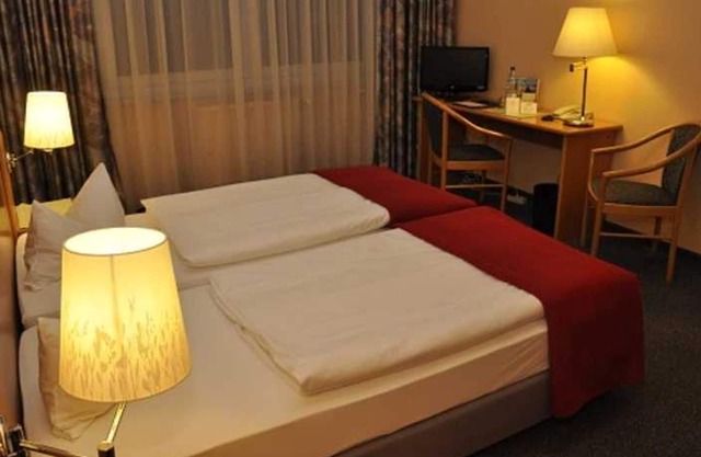 Double Standard - Hotel Am Tierpark ***