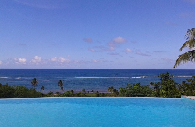 Douceur Océane: a new and modern Villa facing the ocean