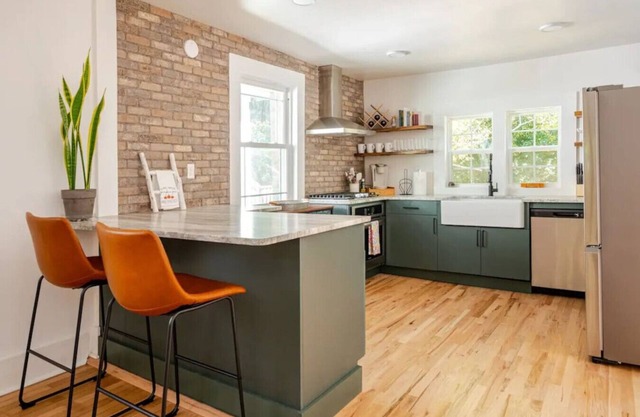 Downtown Greenway Getaway