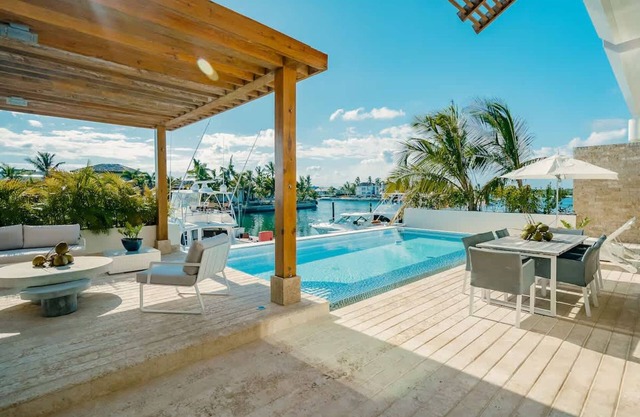 Dreamy 4BR Villa in Cap Cana s Marina