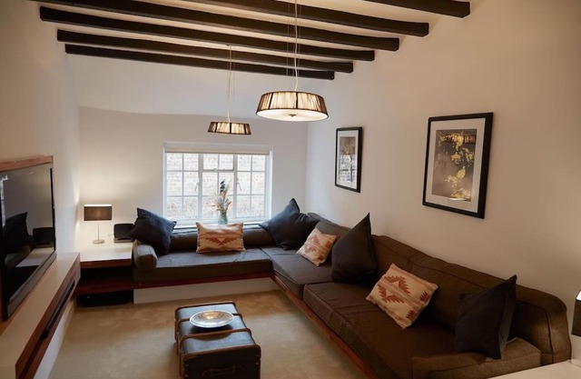 Duck Cottage in the centre of Henley