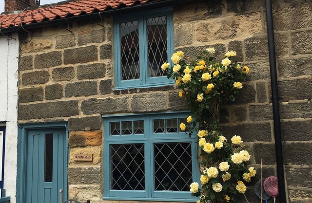 Dunroamin - our sunny seaside escape in Staithes!