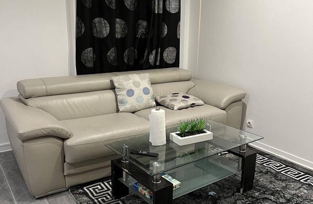 Duplex apartment in Elancourt, Olympic site, close to all amenities