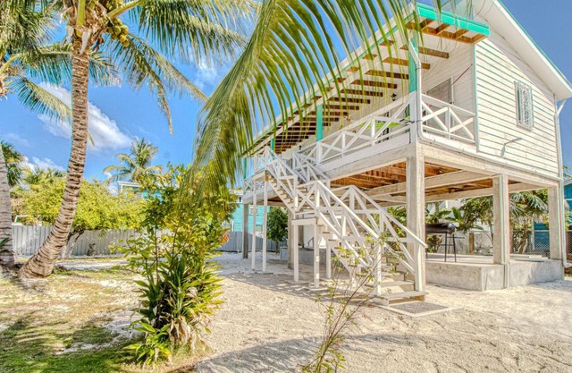 DV 4 at DV Cabanas Gold Standard Certified