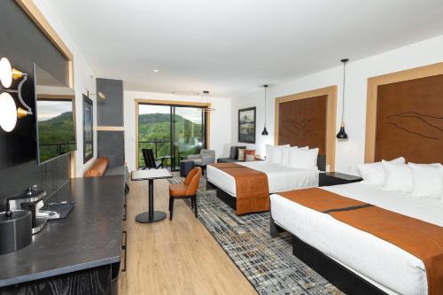 Eagle Ridge Resort at Lutsen Mountains