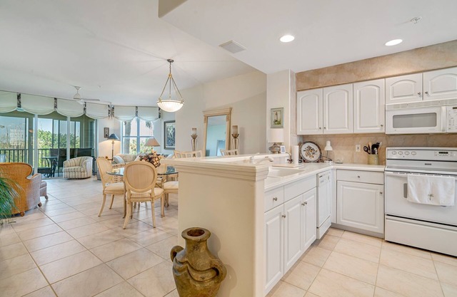 Eagle View Haven at Lexington CC Golf Village