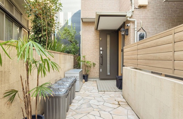 Easy access to Ikebukuro Accommodates up to 8 people 2story building available for rent recommen/Itabashi-ku Tokyo