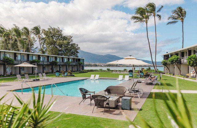 Easy Access to Maui’s Top Sights, with Outdoor Pool, Pets Allowed | 3 Units