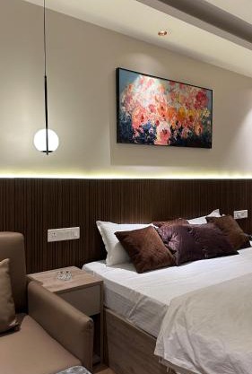 Easy Stayz - Premium stays in Greater Noida