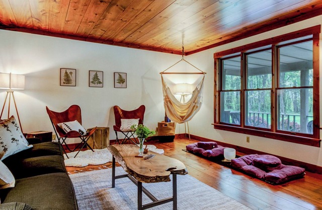 Eco-Conscious Forest & Flowers Retreat Near McConnell's Mill State Park