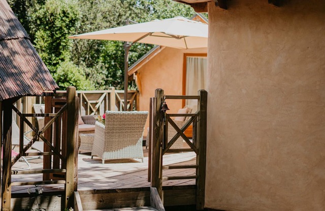 Eco cottage "the 3 accomplices" heated pool 4/6 pers 8 mn vallon pont d'ar