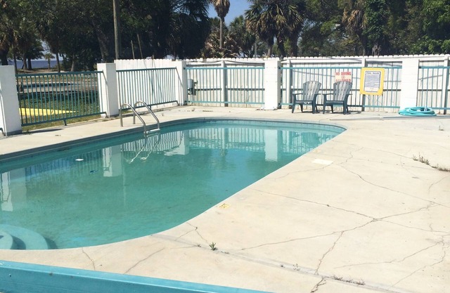 Econo Lodge Biloxi Beach