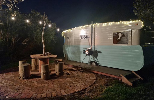 Eddie's Caravan @ VB
