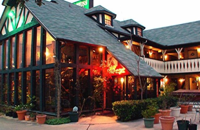 Edelweiss Inn And Suites