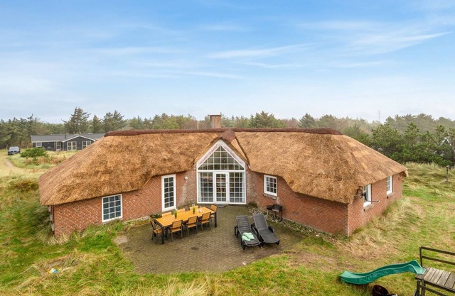 "Edlef" - 800m from the sea by Interhome