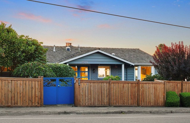 Edmonds View Home