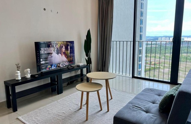 Eighteen Suite at Trefoil Setia Alam