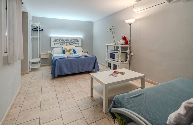 el jardin room la calleja