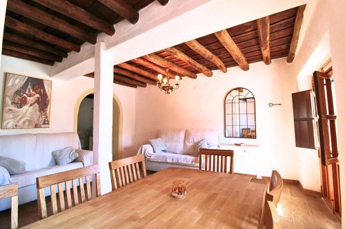 El Pintaillo by SIERRA VIVA