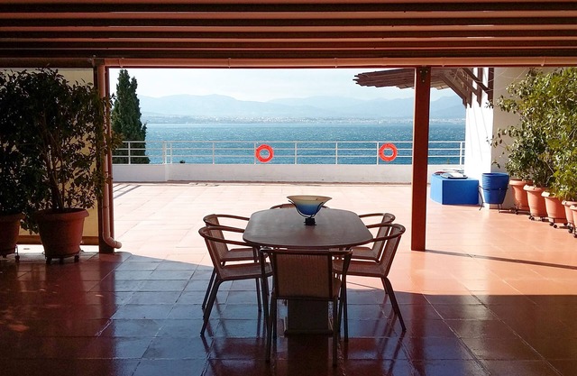 Elegant Flat, breathtaking view of Corinthian Gulf