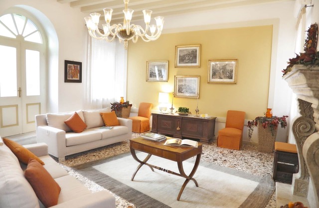 Elegant old mansion with all modern facilities between Venice and the Dolomites