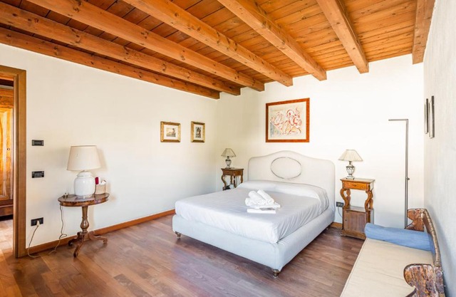 Elegant & Superior Scuderia Villa Molin