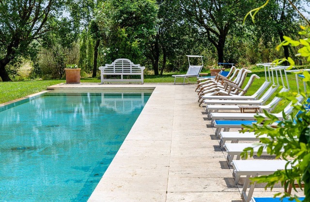 Elegant villa with pool, close to Saturnia and Pitigliano, among thermal springs and Tuscan villages