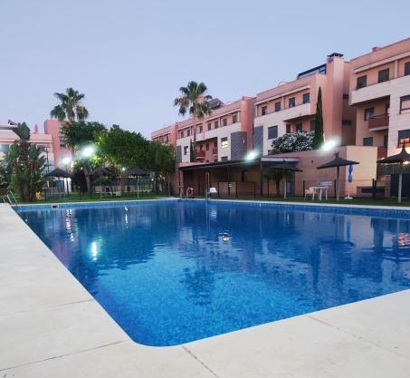 Elegante apartamento con piscina A un paso de Sevilla San Miguel