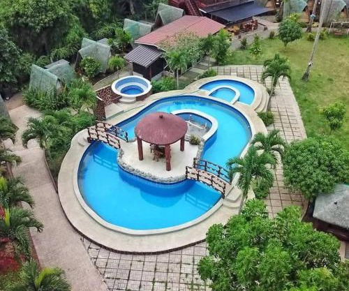 Eljoy's Forest Resort