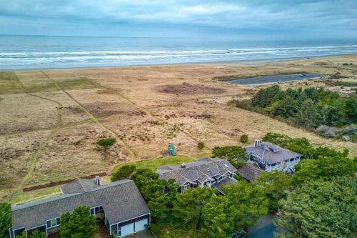 Elk Ridge - Lux oceanfront family retreat