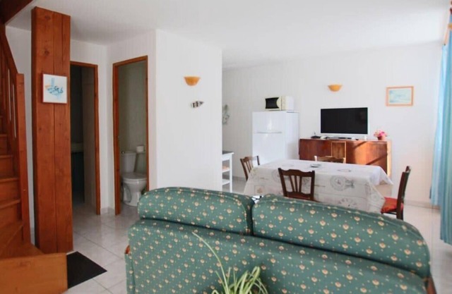Elma Stay, Location La Rétaise