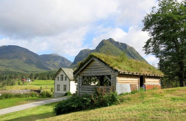 Elvehuset by Interhome