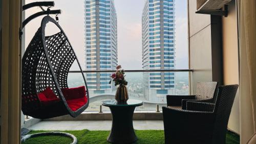 Elysium Executive Serviced Apartments Facing Centaurus Mall Islamabad